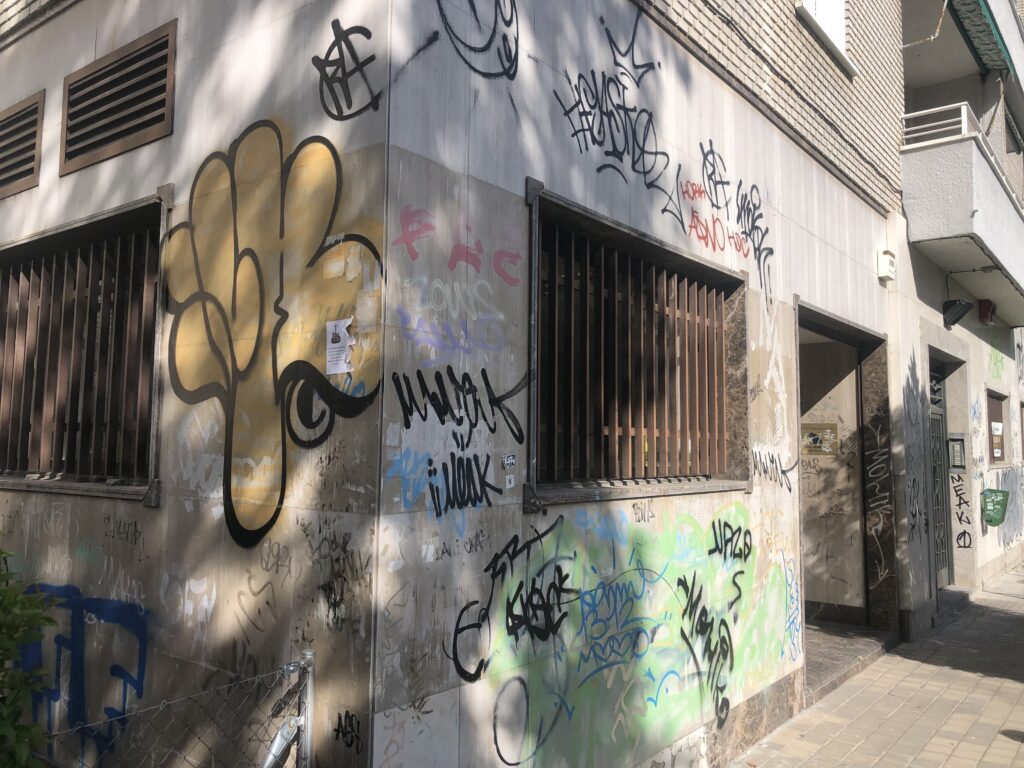Limpieza de graffitis piedra caliza