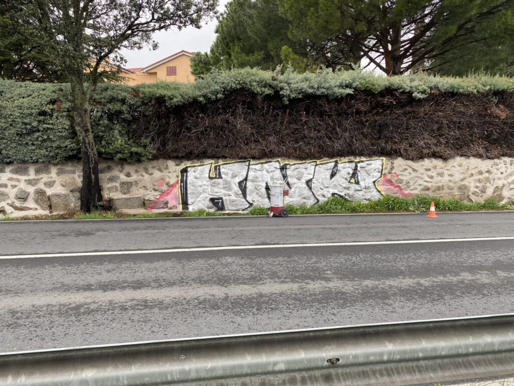 limpieza de graffitis en fachadas