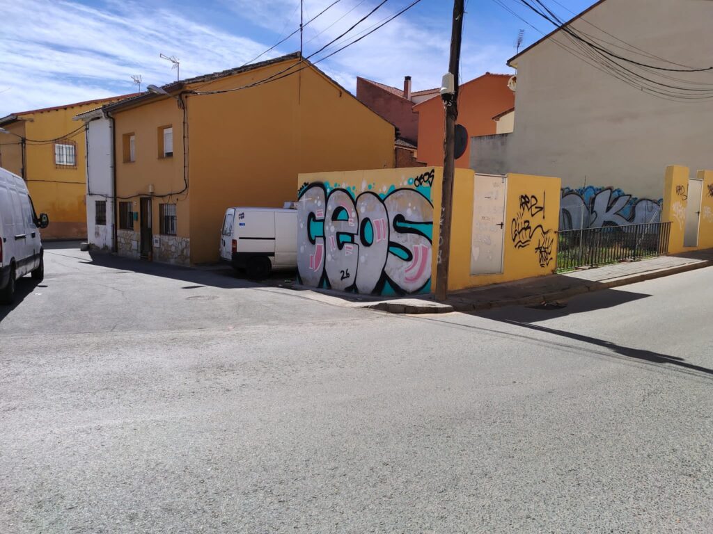 calle cava esquina Bernaldo de Quiros